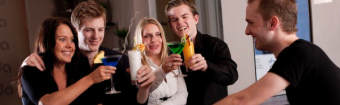 Job: 2. DRENGE SØGES TIL BARTENDERJOB!